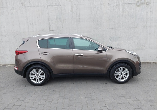 Kia Sportage cena 74900 przebieg: 78359, rok produkcji 2017 z Wieliczka małe 379